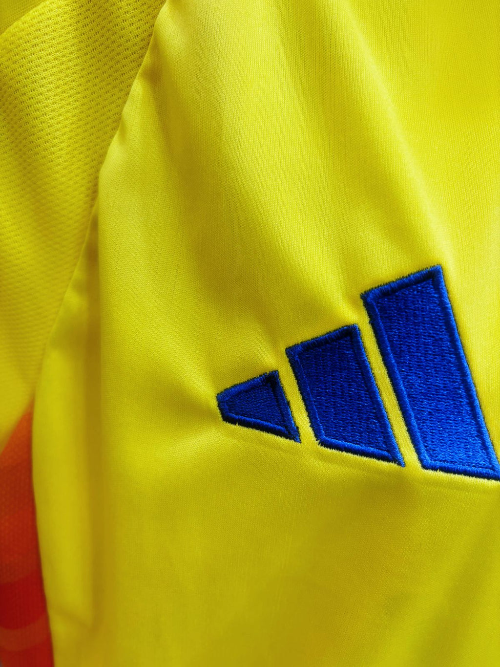 CAMISA DE  COLOMBIA CONFECCION NACIONAL